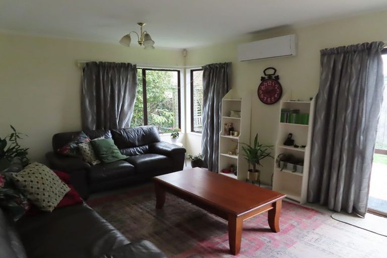 Photo of property in 11a Naenae Road, Naenae, Lower Hutt, 5011