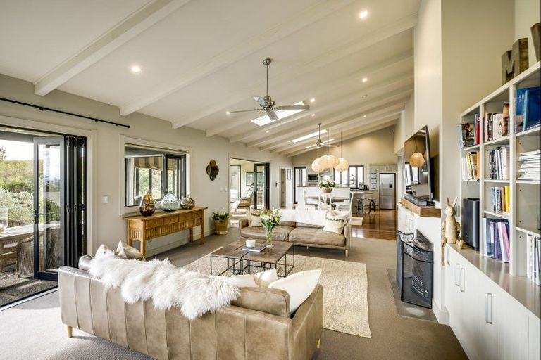 Photo of property in 110 Black Barn Road, Havelock North, 4294