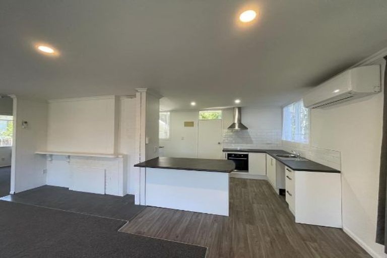 Photo of property in 86 Hillcrest Road, Papatoetoe, Auckland, 2025