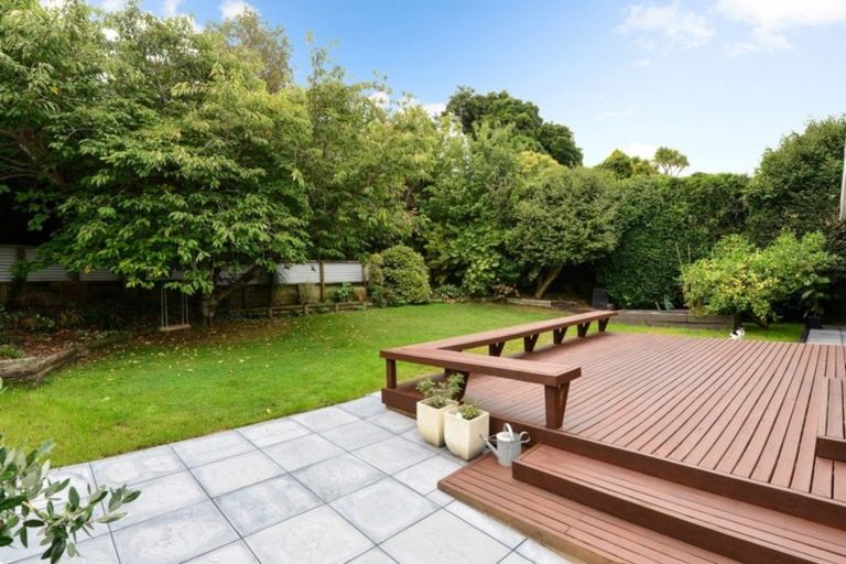 Photo of property in 14 Riverview Terrace, Fairfield, Hamilton, 3214