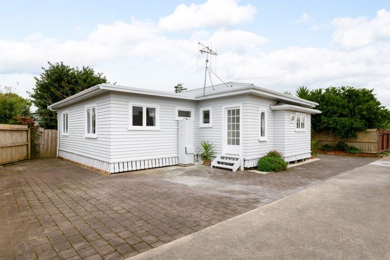 Photo of property in 23 Taylor Terrace, St Andrews, Hamilton, 3200