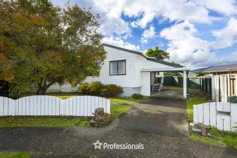 Photo of property in 5 Tulsa Grove, Totara Park, Upper Hutt, 5018