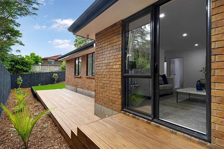 Photo of property in 21a Chelmsley Avenue, Henderson, Auckland, 0612