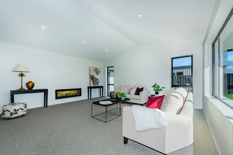 Photo of property in 12 Lusk Street, Rangiora, 7400