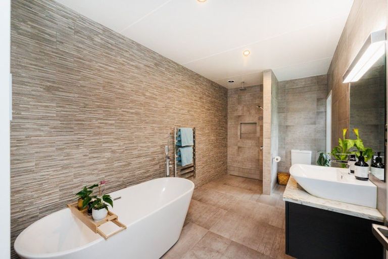 Photo of property in 39 Branksome Place, Aokautere, Palmerston North, 4471