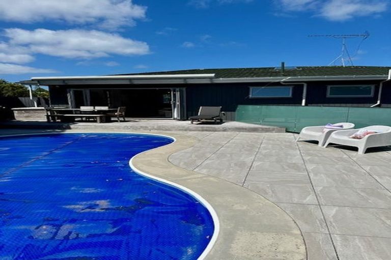 Photo of property in 1 Manaia Place, Mairangi Bay, Auckland, 0630