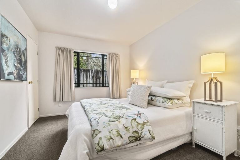 Photo of property in 15 Preston Avenue, Henderson, Auckland, 0610