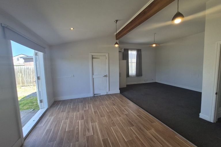 Photo of property in 94 Olliviers Road, Phillipstown, Christchurch, 8011