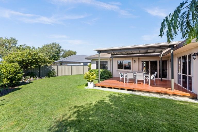Photo of property in 6 Rosehill Way, Taradale, Napier, 4112