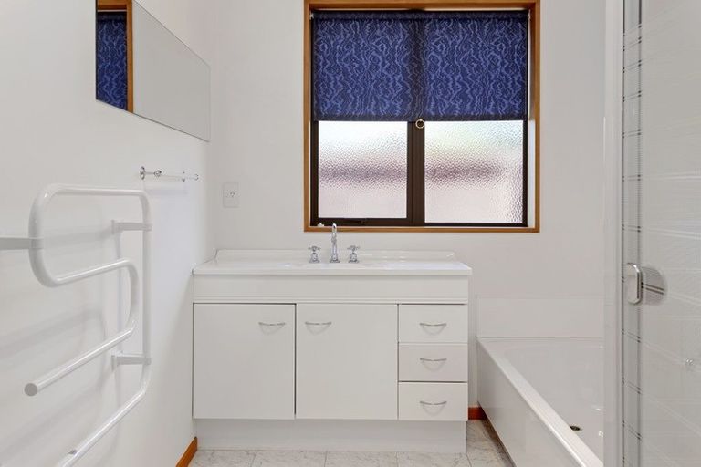 Photo of property in 14 Enverton Drive, Rangiora, 7400