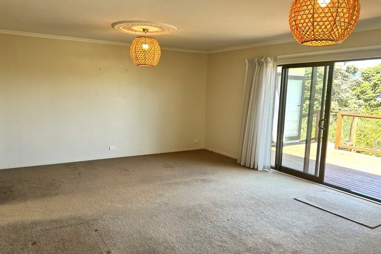 Photo of property in 14 Frances Street, Waikanae Beach, Waikanae, 5036