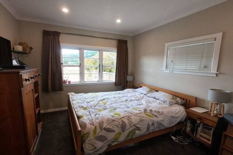 Photo of property in 10 Hathaway Avenue, Karori, Wellington, 6012