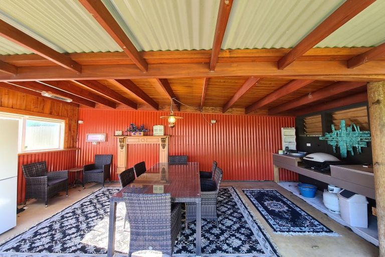 Photo of property in 756 Rings Road, Coromandel, 3506