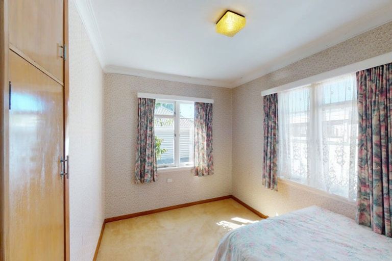 Photo of property in 6 Worcester Street, Levin, 5510