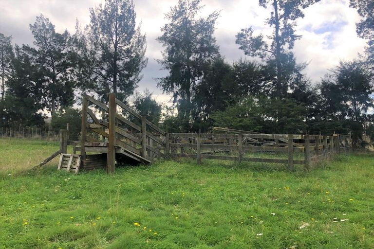 Photo of property in 108 Kawerau Road, Putauaki, Whakatane, 3192