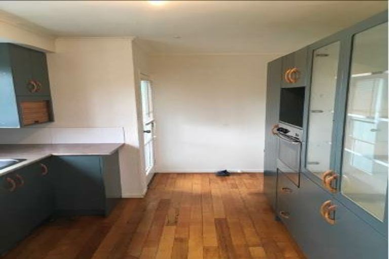 Photo of property in 2 View Street, Maungaturoto, 0520