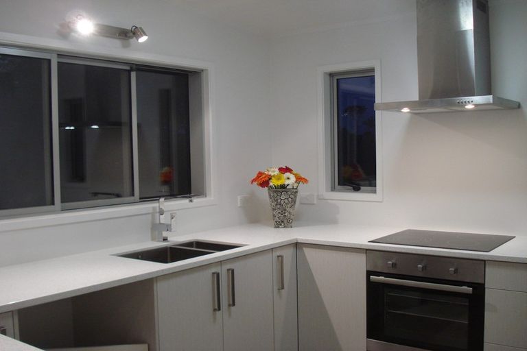 Photo of property in 187a Don Buck Road, Massey, Auckland, 0614