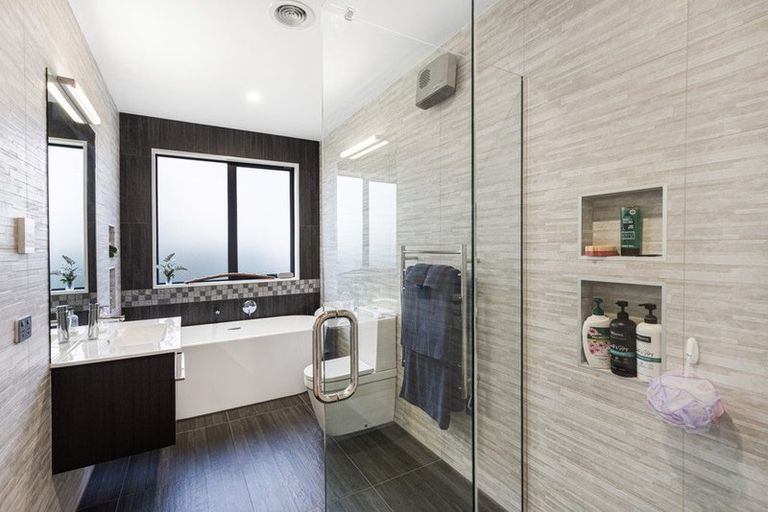 Photo of property in 42 Manakura Street, Russley, Christchurch, 8042