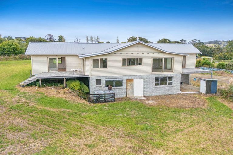 Photo of property in 83 Kanohi Road, Kaukapakapa, 0873