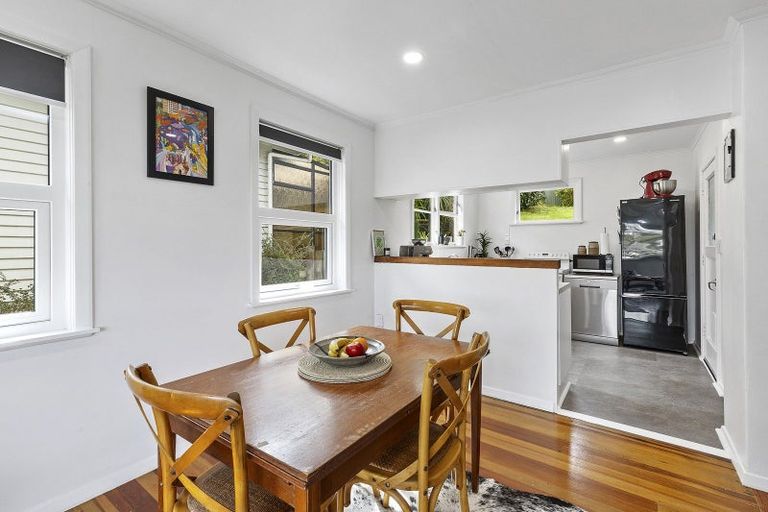 Photo of property in 63 Salford Street, Newlands, Wellington, 6037