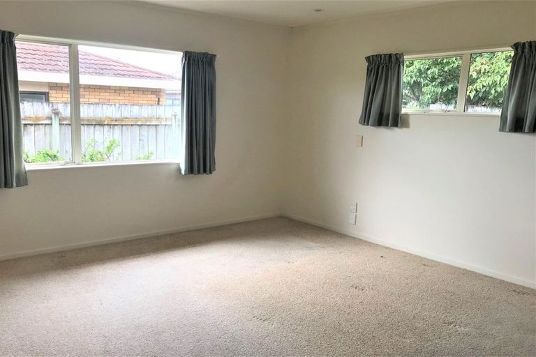Photo of property in 22 Hadleigh Court, Paraparaumu, 5032