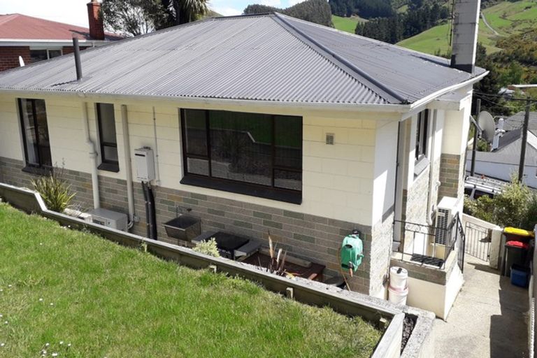Photo of property in 64 Hocken Street, Kenmure, Dunedin, 9011