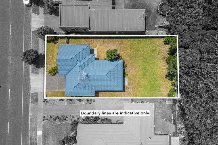 Photo of property in 104 Weggery Drive, Waikanae Beach, Waikanae, 5036
