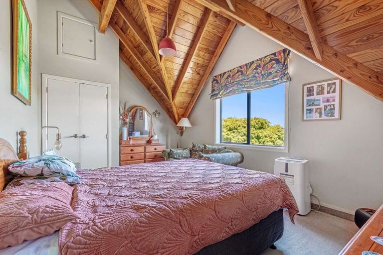 Photo of property in 2 Elmslie Place, Owhata, Rotorua, 3010