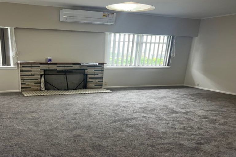Photo of property in 8 Hamilton Road, Papatoetoe, Auckland, 2025
