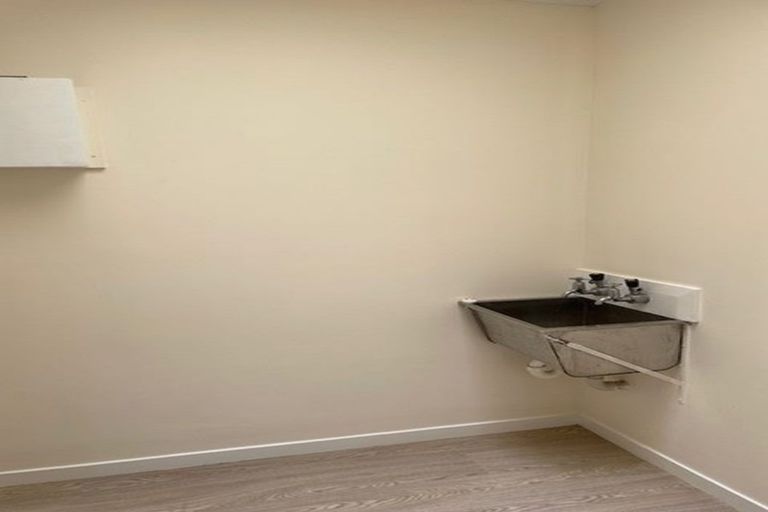 Photo of property in 2/8 Beatrice Road, Remuera, Auckland, 1050