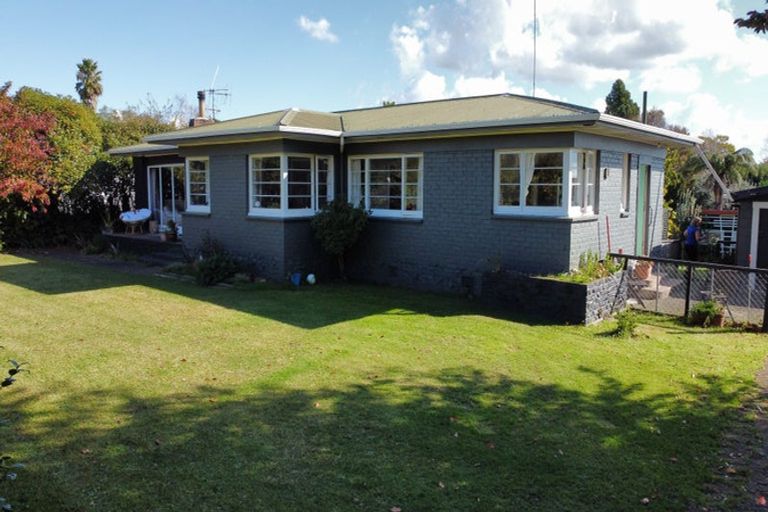 Photo of property in 70 Thames Road, Paeroa, 3600