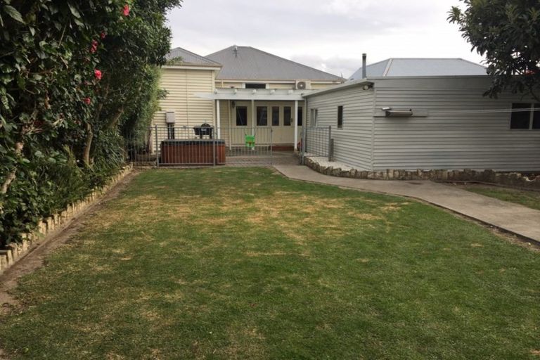 Photo of property in 45 Nelson Crescent, Napier South, Napier, 4110