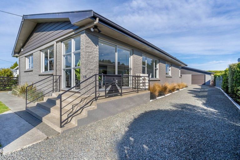 Photo of property in 24 Great North Road, Winton, 9720