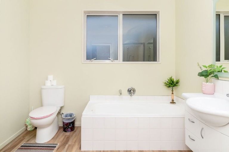 Photo of property in 30a Edmonds Street, Woolston, Christchurch, 8062