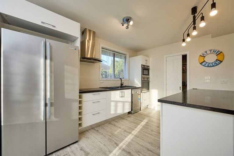 Photo of property in 73 Churchill Street, Kaikoura, 7300