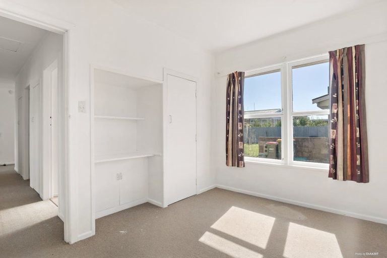 Photo of property in 4 Augusta Street, Fairfield, Hamilton, 3214