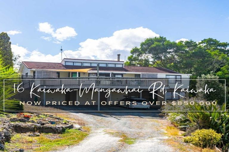 Photo of property in 16 Kaiwaka-mangawhai Road, Kaiwaka, 0975