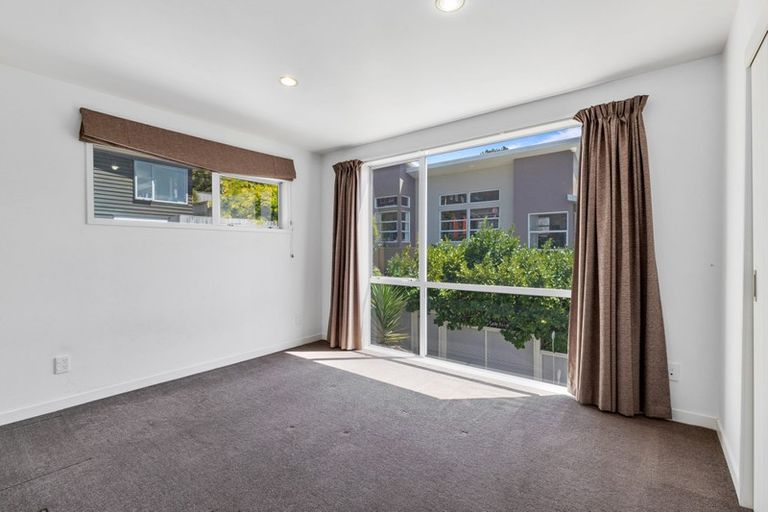 Photo of property in 682b Beach Road, Browns Bay, Auckland, 0630