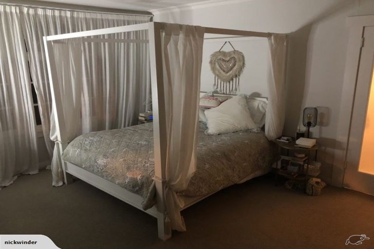 Photo of property in 39 Hinemoa Street, Birkenhead, Auckland, 0626