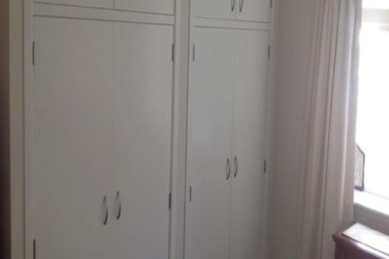 Photo of property in 28 Para Street, Miramar, Wellington, 6022