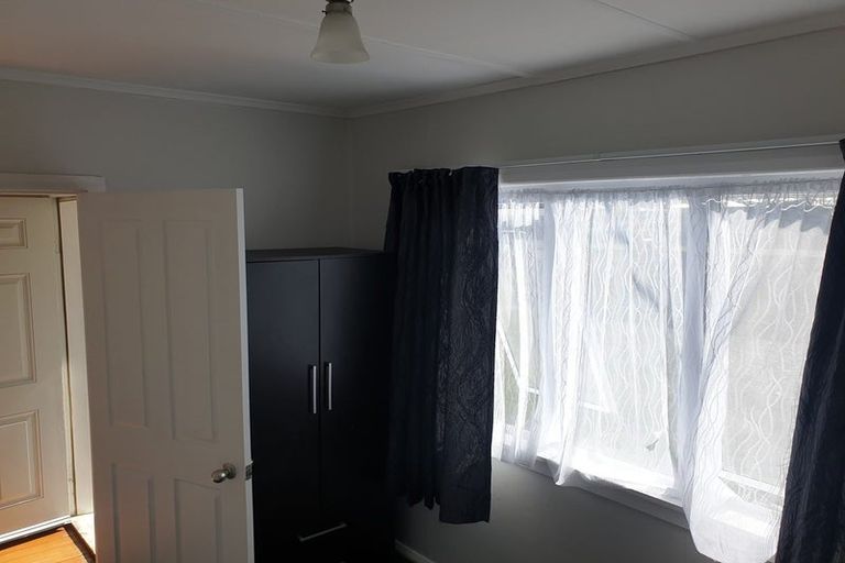 Photo of property in 16 Robinson Street, Foxton, 4814