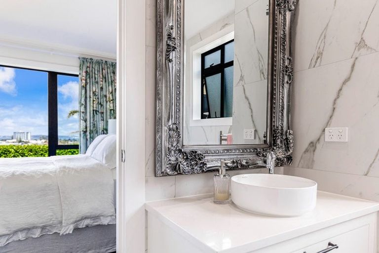 Photo of property in 53 The Ritz, Orewa, 0931