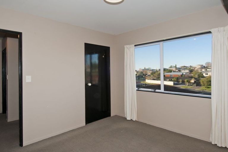 Photo of property in 24b Pine Avenue, Otumoetai, Tauranga, 3110