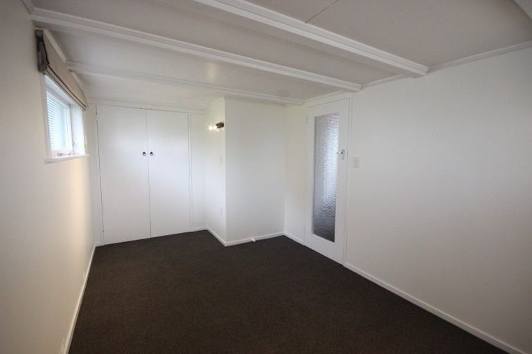 Photo of property in 48 Sheffield Street, Awapuni, Palmerston North, 4412