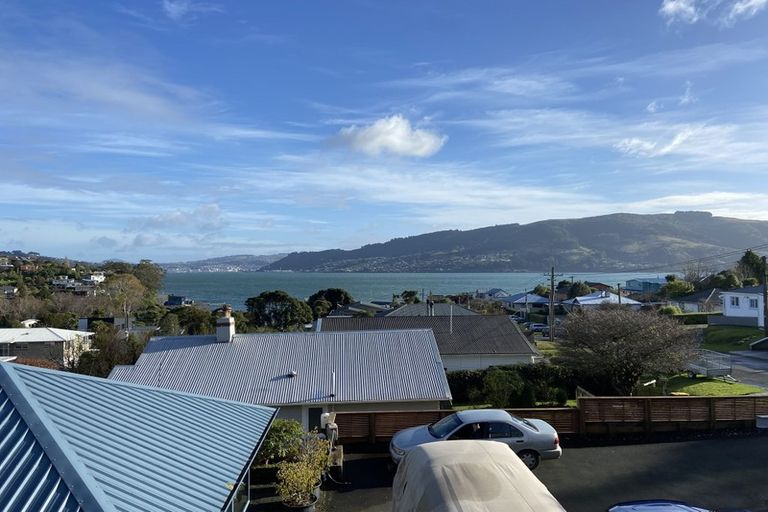 Photo of property in 18 Dickson Street, Macandrew Bay, Dunedin, 9014
