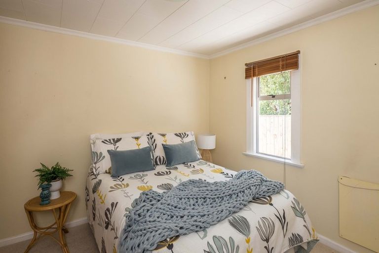 Photo of property in 23 Kaka Road, Raumati Beach, Paraparaumu, 5032