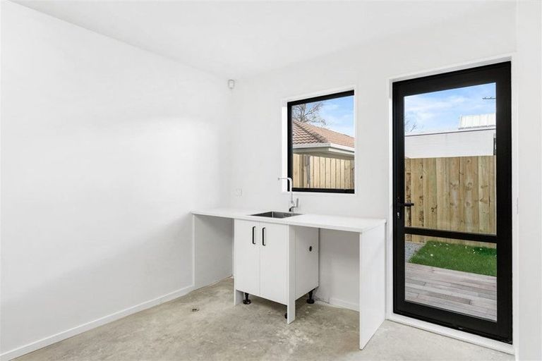 Photo of property in 3/69 Elizabeth Street, Riccarton, Christchurch, 8041