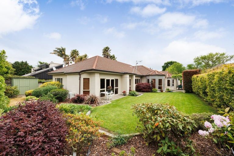 Photo of property in 11 Pastoral Lane, Hokowhitu, Palmerston North, 4410