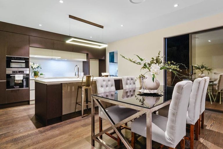 Photo of property in 32 Bounty Road, Long Bay, Auckland, 0630