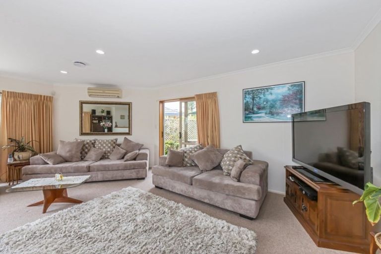 Photo of property in 47 Red Hibiscus Road, Stanmore Bay, Whangaparaoa, 0932